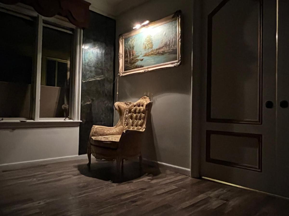 بيت شباب Pill Hill Mansion شيكاغو المظهر الخارجي الصورة
