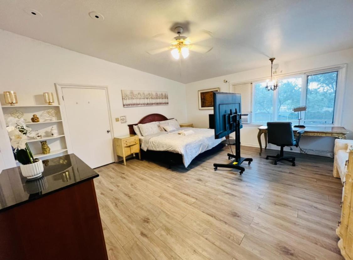 بيت شباب Pill Hill Mansion شيكاغو المظهر الخارجي الصورة